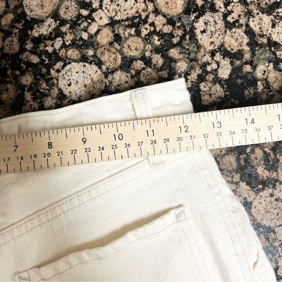 NWT Abercrombie & Fitch The '90s Straight Ultra High Rise Jeans Cream 24/00R - Picture 3 of 6
